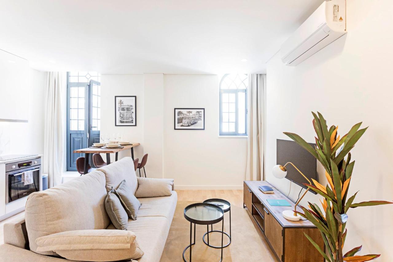 Brand New 1Bd Apart. W/Ac By Lovelystay Porto Bagian luar foto